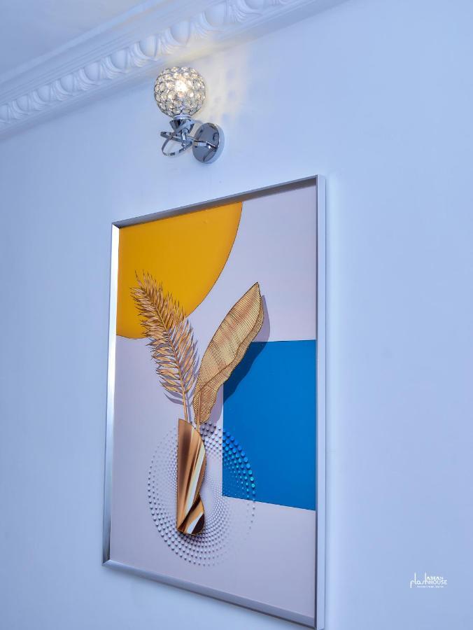Naiveli-Palm Appartement Meuble Sobre Et Chic Douala Exteriör bild