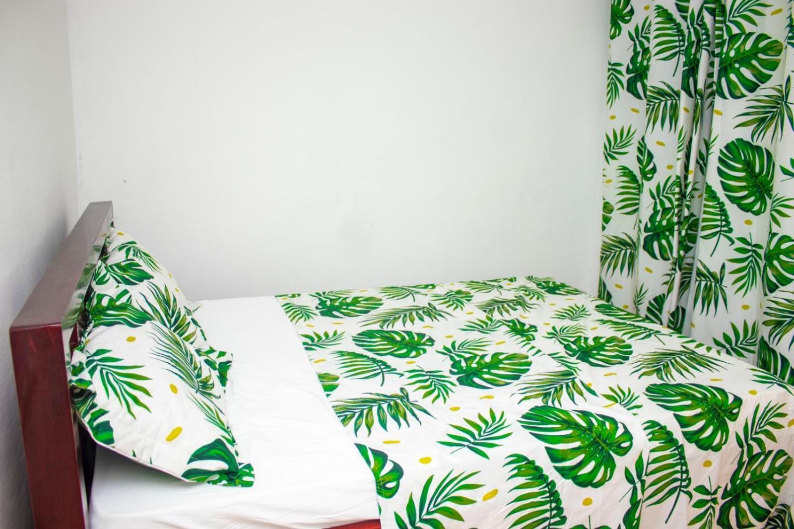 Naiveli-Palm Appartement Meuble Sobre Et Chic Douala Exteriör bild